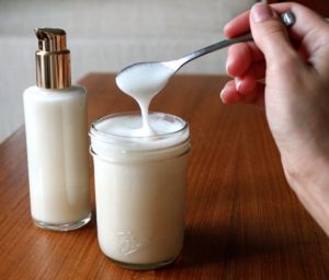 Beauty Tip Tuesday :How To Make Homemade Shampoo